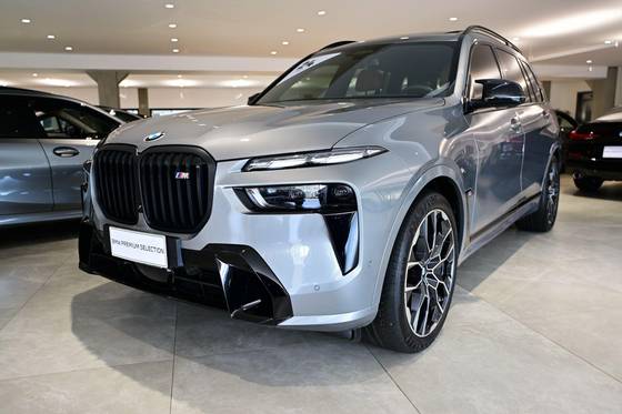BMW X7 4.4 V8 GASOLINA M60i STEPTRONIC BMW X7 4.4 V8 GASOLINA M60i STEPTRONIC